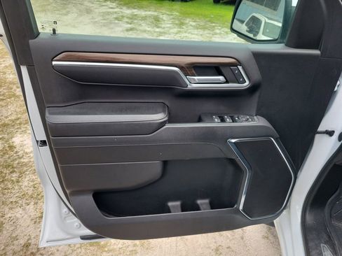 Used 2023 Chevrolet Silverado 1500 LT w/ Safety Package RWD image 11