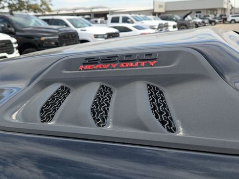 New 2026 RAM 2500 Laramie w/ Night Edition image 15