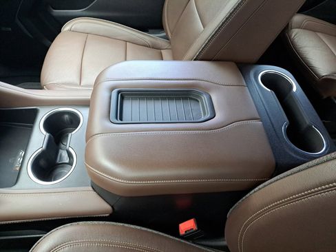 Used 2021 Chevrolet Tahoe High Country image 30