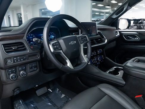 Used 2022 Chevrolet Tahoe Z71 w/ Z71 Off-Road Package image 20