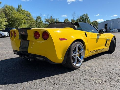 Used 2012 Chevrolet Corvette Grand Sport w/ 3LT Preferred Equipment Group RWD image 9