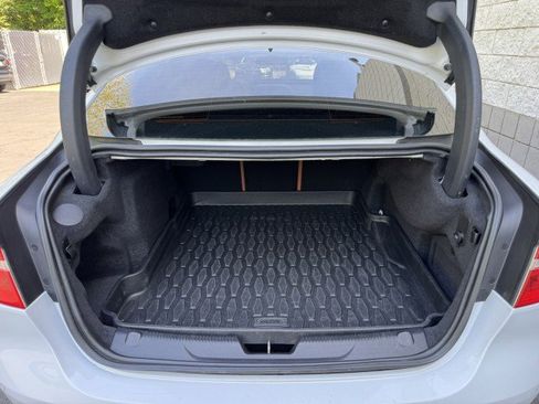 Used 2018 Jaguar XE Portfolio AWD/4WD image 9