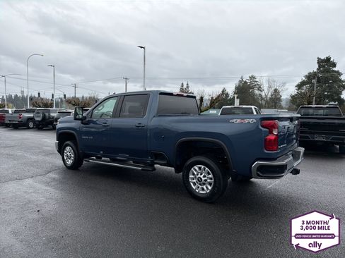 Certified 2025 Chevrolet Silverado 2500 LT w/ Convenience Package image 3