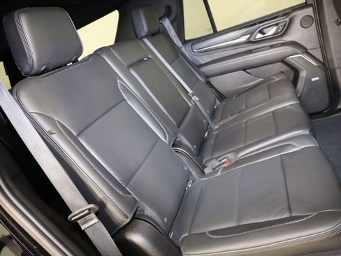 Used 2021 GMC Yukon Denali w/ Denali Premium Package AWD/4WD image 44