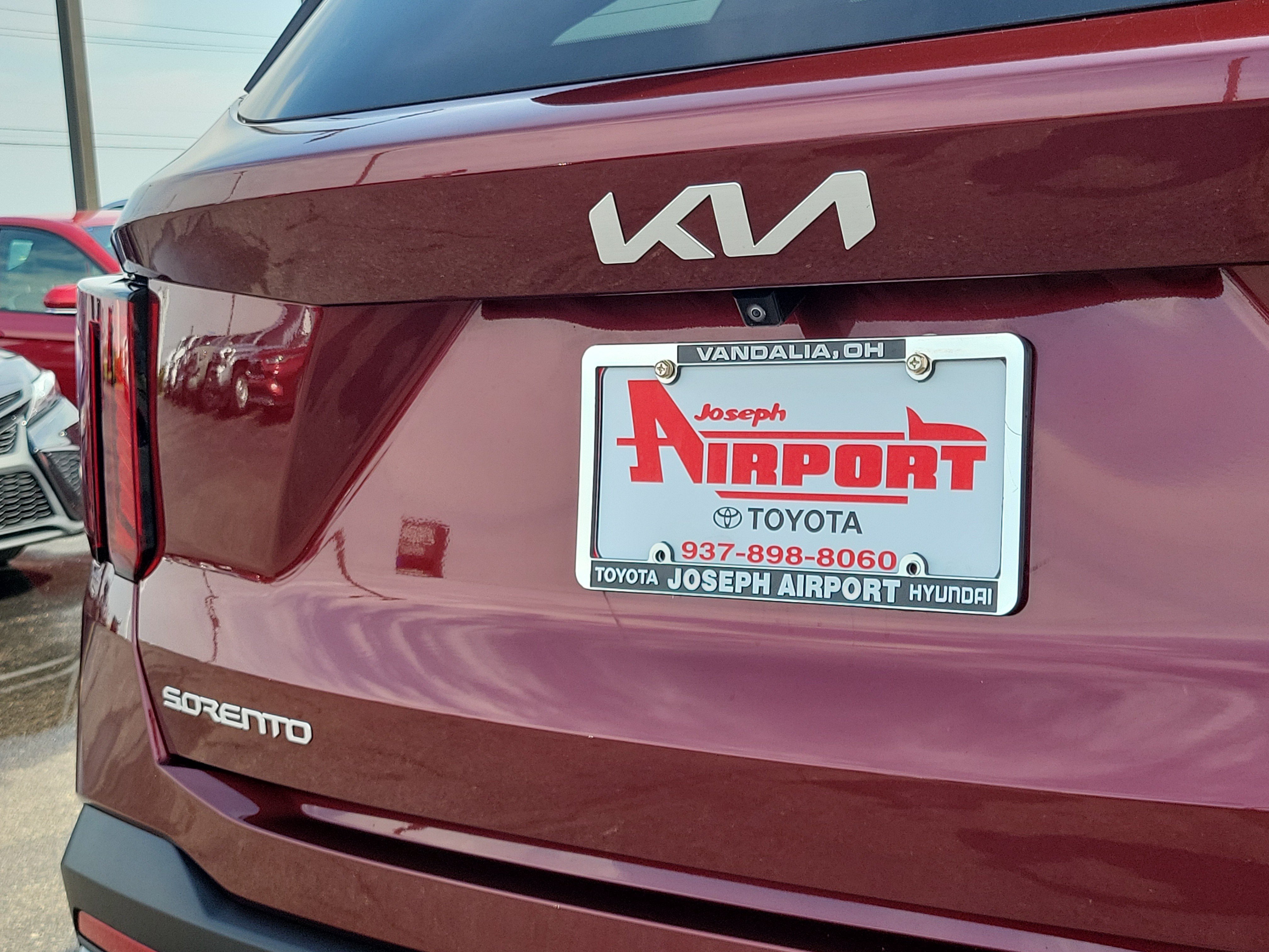 Used 2025 Kia Sorento LX FWD image 7