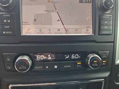 Used 2019 Nissan Titan SV w/ SV Convenience Package AWD/4WD image 30