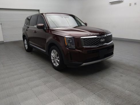 Used 2021 Kia Telluride LX FWD image 13