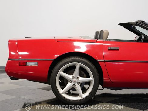 Used 1989 Chevrolet Corvette Convertible image 29