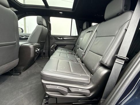 Used 2021 GMC Yukon Denali w/ Denali Premium Package image 26