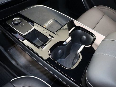 New 2026 Buick Enclave Preferred w/ LPO, Floor Liner Package image 23