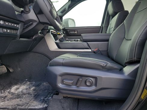 New 2026 Toyota Tundra SR5 image 16