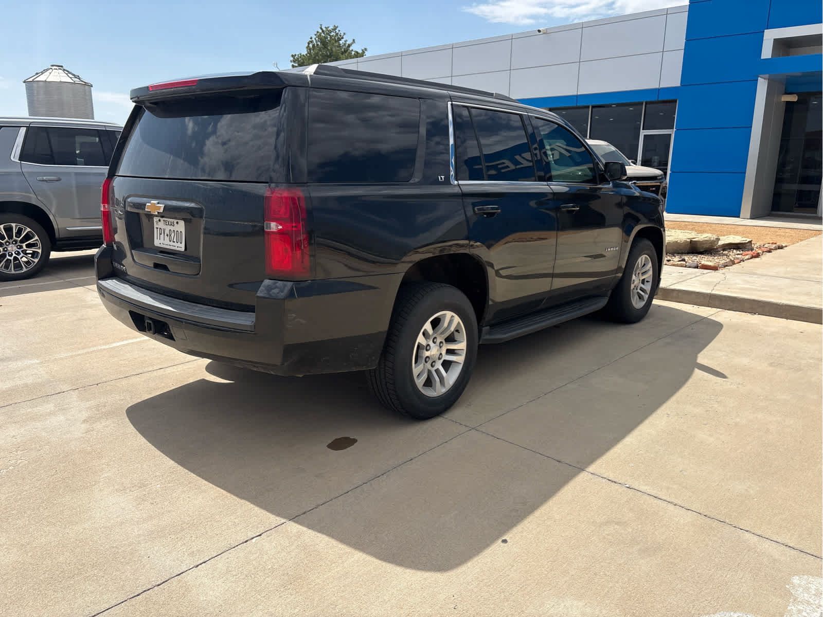Used 2020 Chevrolet Tahoe LT RWD image 5
