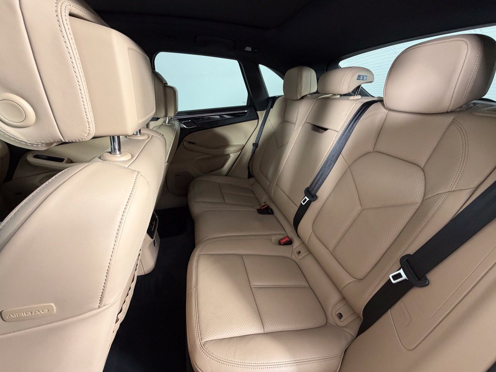 Used 2024 Porsche Macan S AWD/4WD image 42