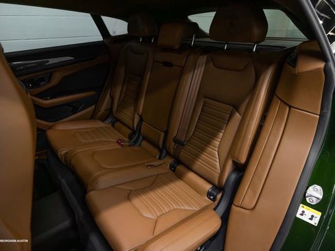 New 2025 Lamborghini Urus SE image 42