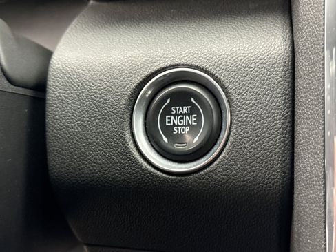 Used 2024 GMC Acadia Elevation image 22