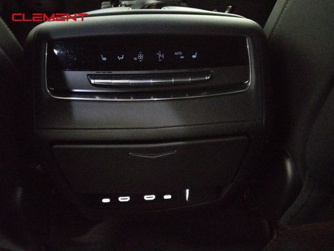 Used 2023 Cadillac Escalade Sport Platinum w/ LPO, ONYX Package image 40