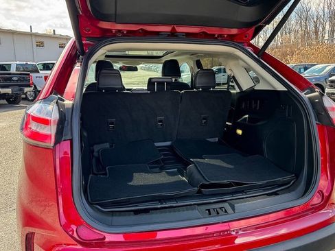 Used 2023 Ford Edge Titanium w/ Cargo Accessory Package AWD/4WD image 19