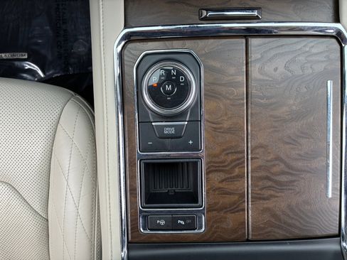 Used 2019 Ford Expedition Platinum image 35