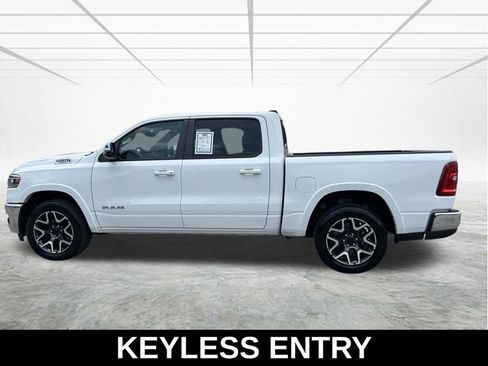 Used 2025 RAM 1500 Laramie AWD/4WD image 8