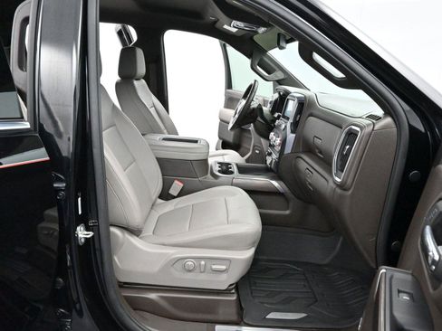 Used 2019 GMC Sierra 1500 SLT w/ SLT Premium Package image 29