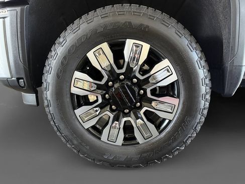 Used 2026 GMC Sierra 2500 Denali w/ Denali Reserve Package AWD/4WD image 15