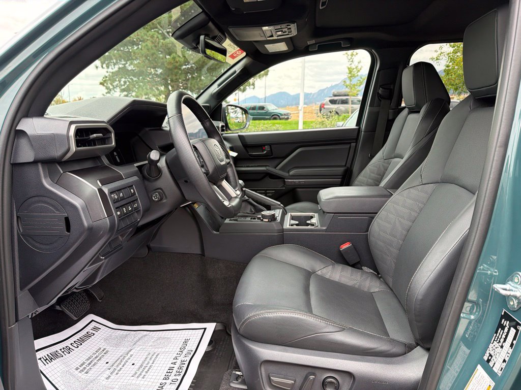 Used 2026 Toyota 4Runner TRD Off-Road Premium AWD/4WD image 25
