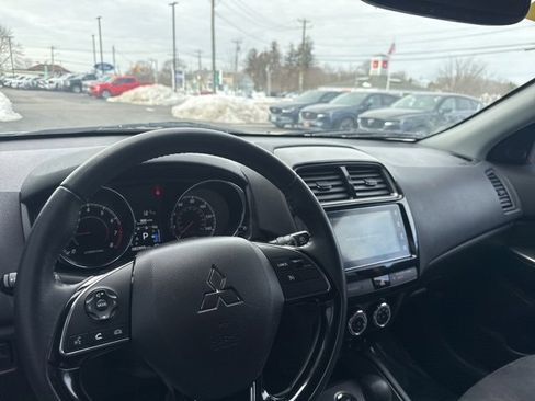 Used 2019 Mitsubishi Outlander Sport GT image 18
