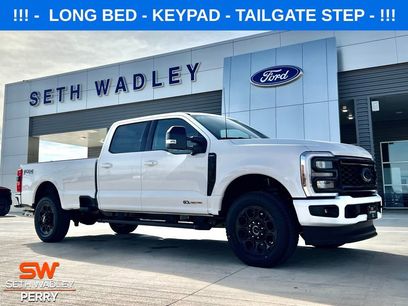 New 2026 Ford F350 Lariat w/ Black Appearance Package