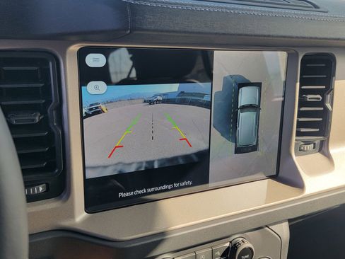 New 2025 Ford Bronco Outer Banks AWD/4WD image 19