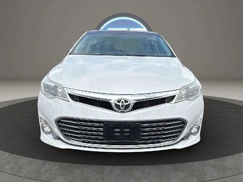 Used 2013 Toyota Avalon XLE Touring FWD image 21
