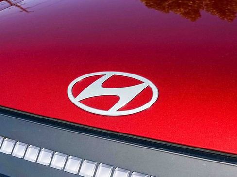 New 2026 Hyundai Ioniq 9 SEL AWD/4WD image 12