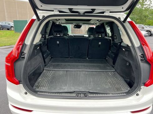 Used 2022 Volvo XC90 T5 Momentum w/ Climate Package AWD/4WD image 26