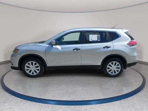Used 2016 Nissan Rogue S FWD image 8