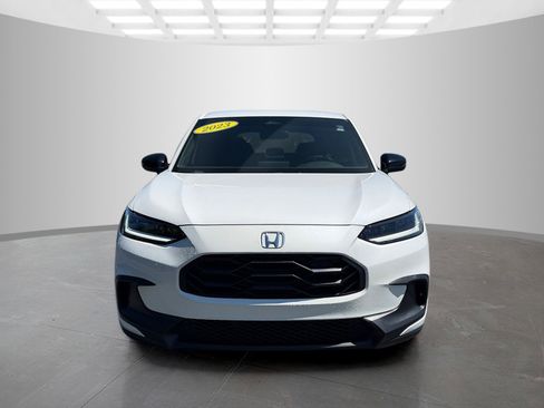 Used 2023 Honda HR-V Sport image 2