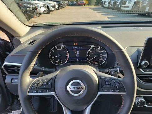 Used 2022 Nissan Altima 2.5 SR FWD image 22