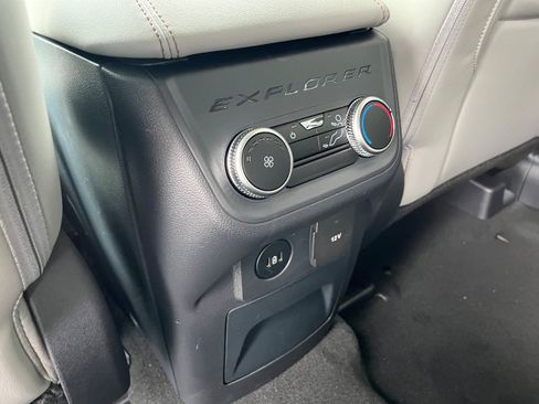 New 2026 Ford Explorer Active w/ Active Comfort Package AWD/4WD image 11
