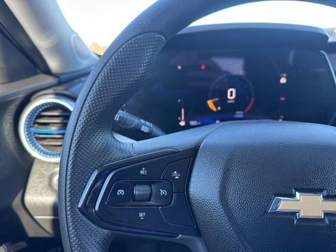 Used 2024 Chevrolet Trax LT image 10