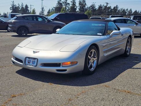 Used 2001 Chevrolet Corvette Convertible w/ Preferred Equipment Group2 RWD image 4