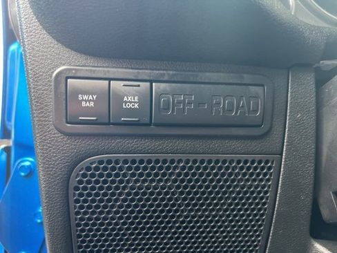 Used 2016 Jeep Wrangler Unlimited Rubicon w/ Connectivity Group image 5