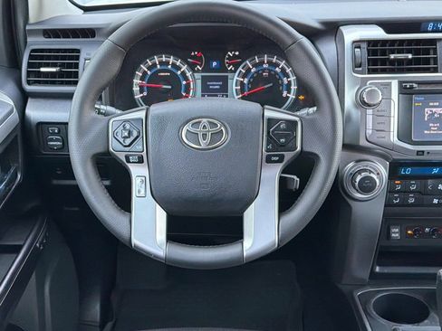 Used 2016 Toyota 4Runner Limited AWD/4WD image 13