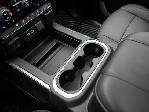 Used 2023 Chevrolet Silverado 2500 LTZ w/ LTZ Convenience Package image 31