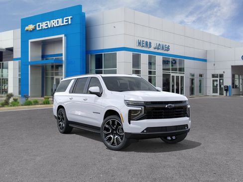 New 2026 Chevrolet Suburban RST w/ RST Capability Package AWD/4WD image 1