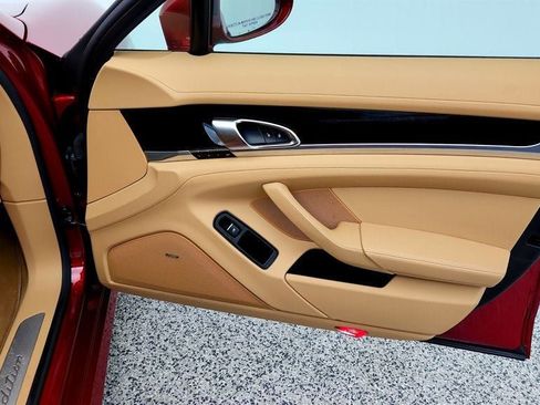 Used 2016 Porsche Panamera 4 Edition AWD/4WD image 27