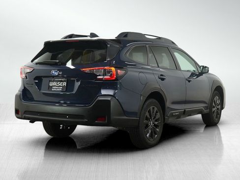 Used 2024 Subaru Outback Onyx Edition AWD/4WD image 5