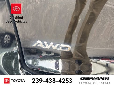 Used 2023 Toyota Crown AWD/4WD image 6