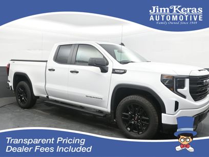 Used 2025 GMC Sierra 1500 Pro w/ Graphite Edition