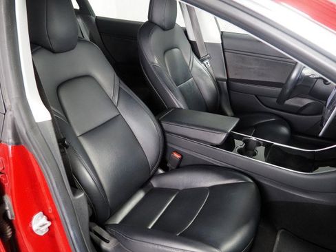 Used 2018 Tesla Model 3 Long Range image 2
