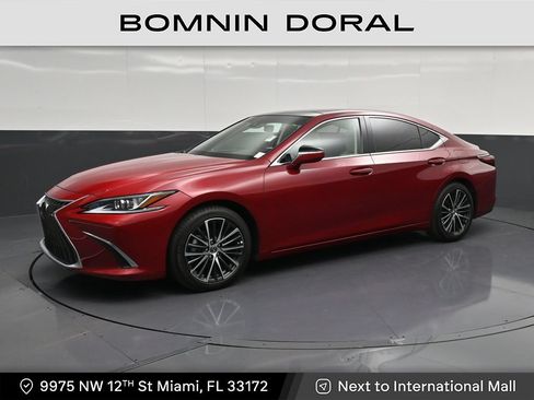 Used 2025 Lexus ES 350 w/ Premium Package FWD image 1