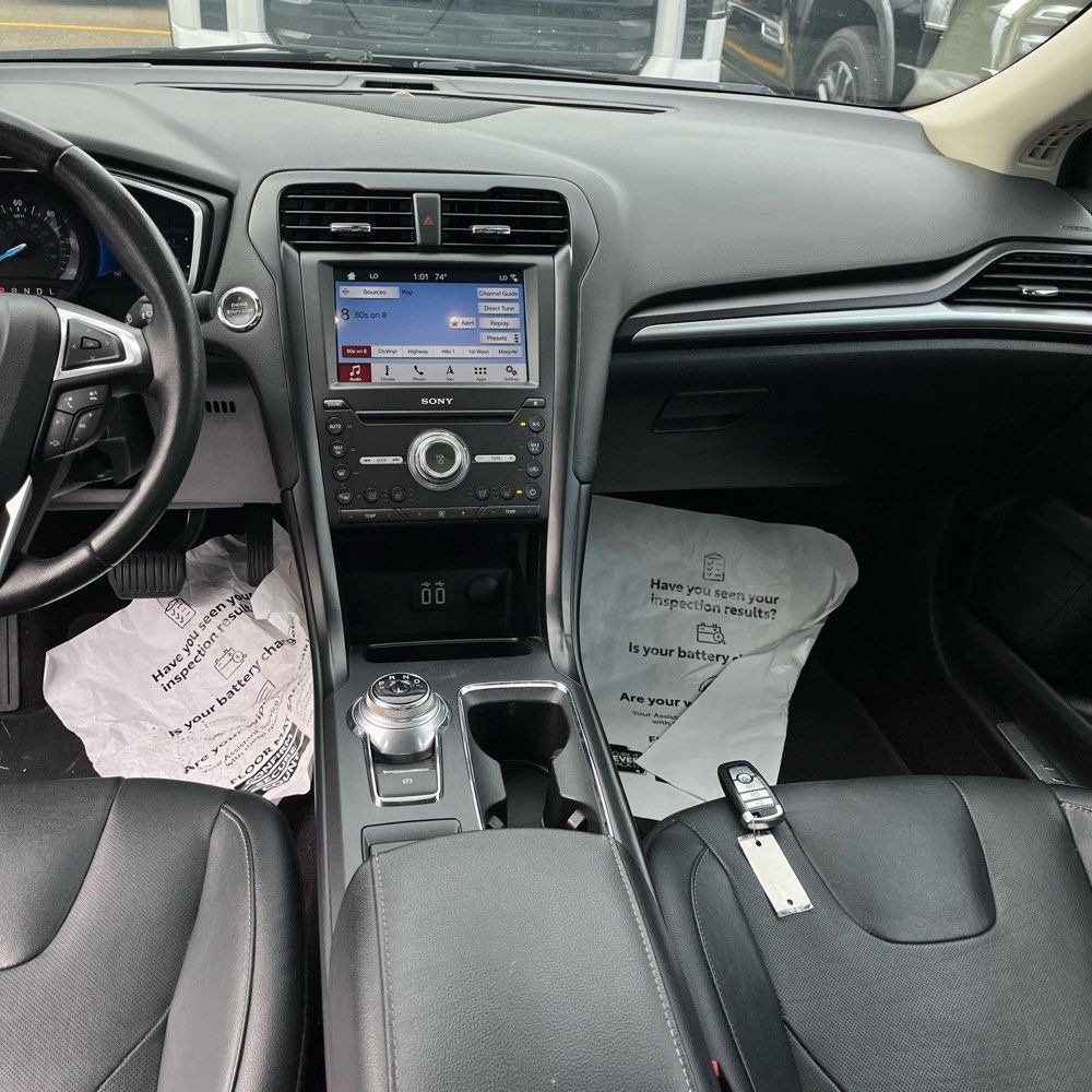 Used 2019 Ford Fusion Titanium FWD image 7