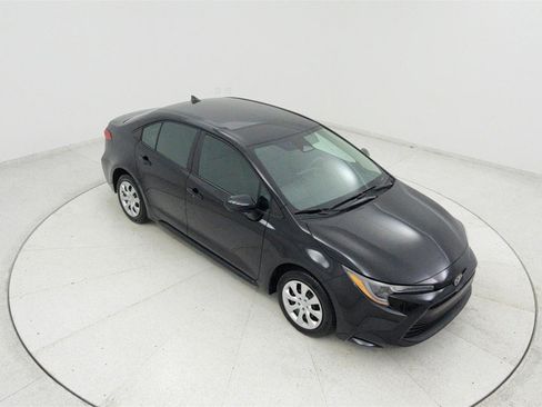 Used 2026 Toyota Corolla LE FWD image 19